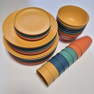 Sinoge Wheat Straw Fiber Multicolor Dinnerware 39 Piece Set BPA Free Microwave+